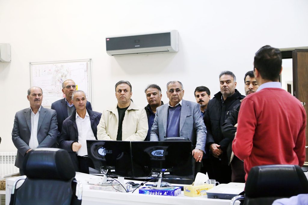 بازدید رئیس محترم سازمان نظام مهندسی معدن ایران از واحد دیسپچینگ مجتمع معدنی چادرملو